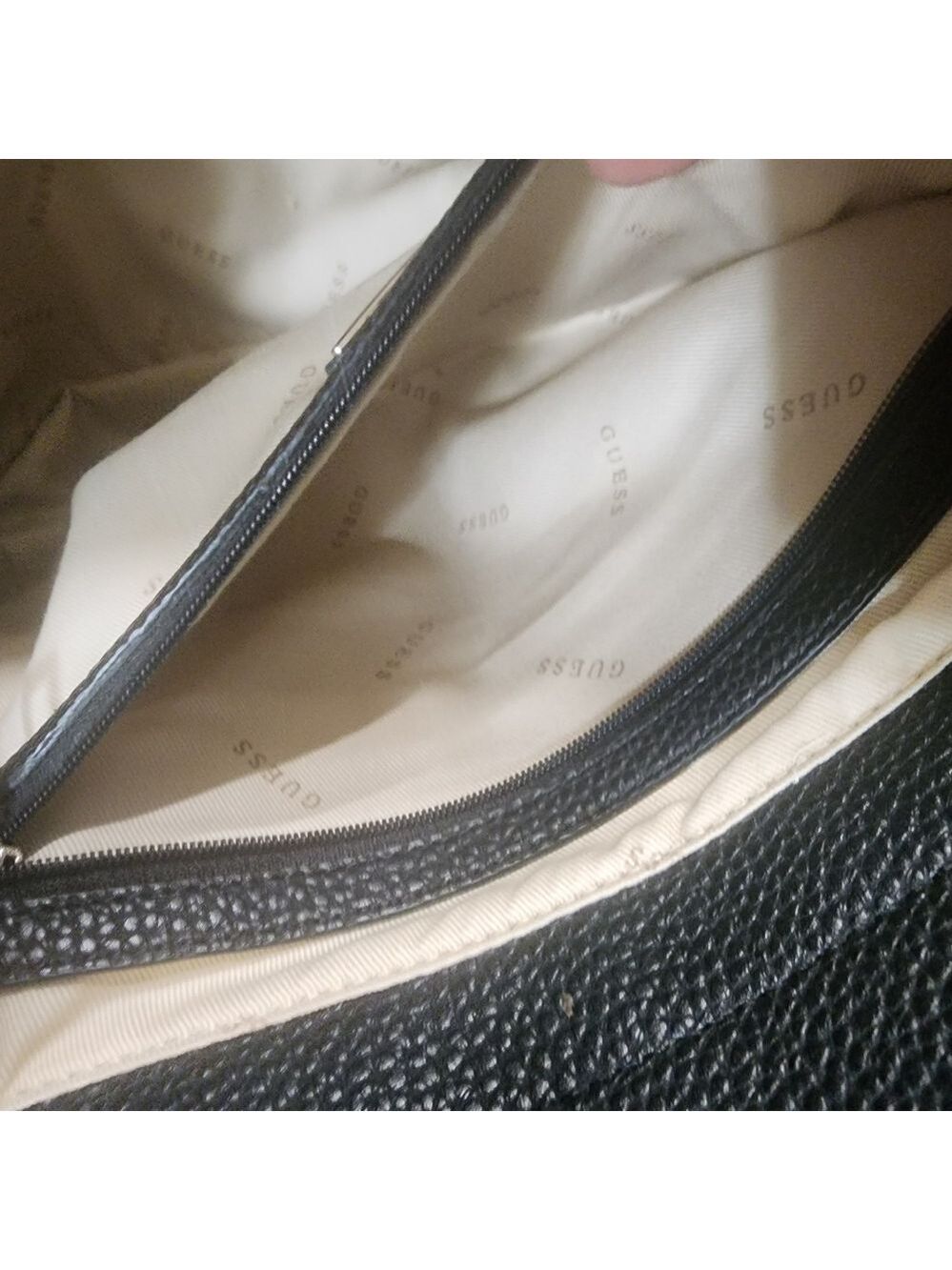 Brand New Guess tote bag - Picture 13 of 17